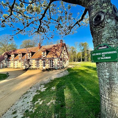 Domaine De Charnay - Charme Et Confort Dans Un Environnement D'Exception Vierzon Luaran gambar