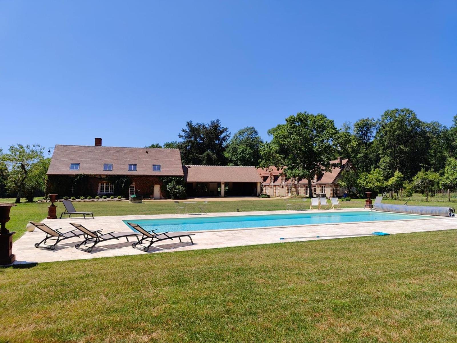 Domaine De Charnay - Charme Et Confort Dans Un Environnement D'Exception Vierzon Luaran gambar